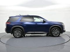 Used 2024  Nissan Pathfinder SL 2WD at Landmark Auto Credit Center near springfield&comma; IL