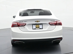Used 2020  Chevrolet Malibu 4d Sedan Premier at Landmark Auto Credit Center near springfield&comma; IL
