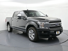 Used 2018  Ford F-150 4WD SuperCrew Platinum 5 1&sol;2 at Landmark Auto Credit Center near springfield&comma; IL