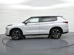 Used 2023  Mitsubishi Outlander SE S-AWC at Landmark Auto Credit Center near springfield&comma; IL