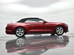 Used 2017  Ford Mustang 2d Convertible V6 at Landmark Auto Credit Center near springfield&comma; IL
