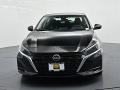 Used 2024  Nissan Altima 2&period;5 SV Sedan at Landmark Auto Credit Center near springfield&comma; IL