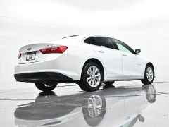 Used 2024  Chevrolet Malibu 4dr Sdn 1LT at Landmark Auto Credit Center near springfield&comma; IL