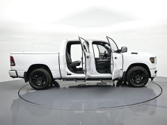 Used 2023  Ram 1500 Big Horn 4x4 Crew Cab 5'7" Box at Landmark Auto Credit Center near springfield&comma; IL
