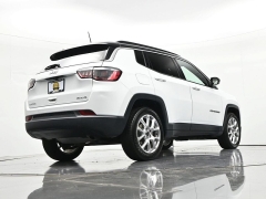 Used 2025  Jeep Compass Limited 4x4 at Landmark Auto Credit Center near springfield&comma; IL