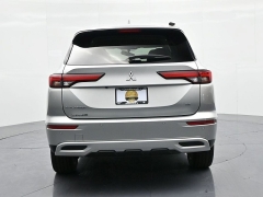 Used 2024  Mitsubishi Outlander SE FWD at Landmark Auto Credit Center near springfield&comma; IL