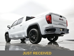 Used 2025  GMC Sierra 1500 4WD Crew Cab 147" SLT at Landmark Auto Credit Center near springfield&comma; IL
