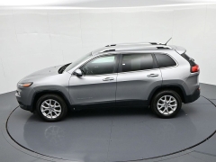 Used 2015  Jeep Cherokee 4WD 4dr Latitude at Landmark Auto Credit Center near springfield&comma; IL