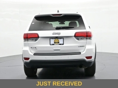 Used 2020  Jeep Grand Cherokee 4d SUV 4WD Laredo at Landmark Auto Credit Center near springfield&comma; IL