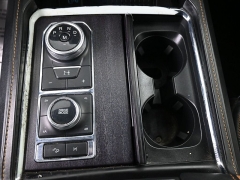 Used 2023  Ford Expedition Platinum 4x4 at Landmark Auto Credit Center near springfield&comma; IL