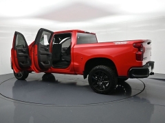 Used 2024  Chevrolet Silverado 1500 4WD Crew Cab 147" Custom Trail Boss at Landmark Auto Credit Center near springfield&comma; IL