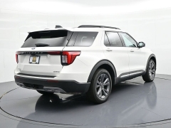 Used 2025  Ford Explorer Active 4WD at Landmark Auto Credit Center near springfield&comma; IL