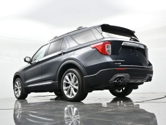 Used 2022  Ford Explorer Platinum 4WD at Landmark Auto Credit Center near springfield&comma; IL
