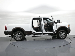 Used 2024  Ram 2500 4WD Longhorn Crew Cab 6'4" Box at Landmark Auto Credit Center near springfield&comma; IL