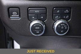 Used 2025  GMC Sierra 1500 4WD Crew Cab 147" SLT at Landmark Auto Credit Center near springfield&comma; IL