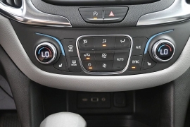 Used 2022  Chevrolet Equinox AWD 4dr LT w&sol;2FL at Landmark Auto Credit Center near springfield&comma; IL