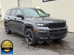 Used 2023  Jeep Grand Cherokee L Altitude 4x4 at Landmark Auto Credit Center near springfield&comma; IL