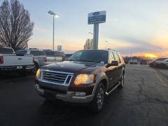  2006 Ford Explorer 4d SUV 4WD Eddie Bauer V8 at Landmark Auto Credit Center near springfield&comma; IL