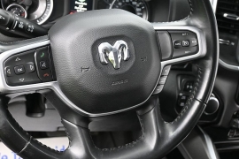 Used 2020  Ram 1500 Big Horn 4x4 Crew Cab 6'4" Box at Landmark Auto Credit Center near springfield&comma; IL