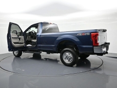 Used 2018  Ford Super Duty F-350 SRW 4WD Reg Cab 8' Box at Landmark Auto Credit Center near springfield&comma; IL