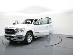 Used 2022  Ram 1500 Big Horn 4x4 Crew Cab 5'7" Box at Landmark Auto Credit Center near springfield&comma; IL