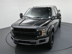 Used 2018  Ford F-150 4WD SuperCrew XLT 5 1&sol;2 w&sol;Luxury Pkg at Landmark Auto Credit Center near springfield&comma; IL