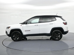 Used 2023  Jeep Compass Trailhawk 4x4 at Landmark Auto Credit Center near springfield&comma; IL