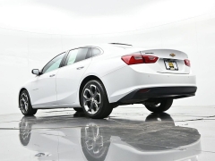 Used 2024  Chevrolet Malibu 4dr Sdn 1LT at Landmark Auto Credit Center near springfield&comma; IL