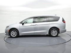 Used 2023  Chrysler Voyager LX FWD at Landmark Auto Credit Center near springfield&comma; IL
