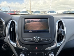Used 2021  Chevrolet Equinox FWD 4dr LS w&sol;1LS at Kona Nissan near Kailua Kona&comma; HI