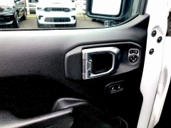 Used 2023 Jeep Gladiator Sport S 4x4 at IK Auto Group near Hilo, HI
