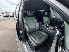 Used 2022  Jeep Wagoneer Series III 4x4 at Kama'aina Nissan near Hilo&comma; HI