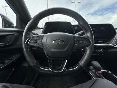 Used 2024  Chevrolet Trax FWD 4dr 2RS at Kama'aina Nissan near Hilo&comma; HI