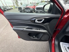 New 2026  Jeep Compass Latitude Altitude 4x4 at IK Auto Group near Hilo&comma; HI