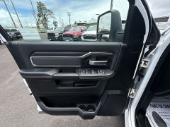 New 2026  Ram 2500 4WD Big Horn Crew Cab 8' Box at IK Auto Group near Hilo&comma; HI