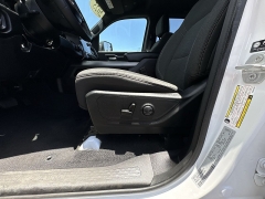 Used 2025  Ram 1500 4WD Big Horn Crew Cab 5'7" Box at Kona Nissan near Kailua Kona&comma; HI