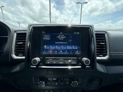 Used 2024  Nissan Frontier Crew Cab 4x2 SV at IK Auto Group near Hilo&comma; HI