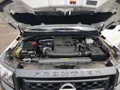 Used 2024  Nissan Frontier Crew Cab 4x4 SV at IK Auto Group near Hilo&comma; HI