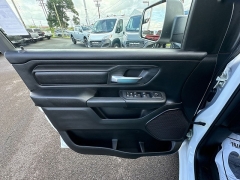 New 2026  Ram 1500 4WD Warlock 4x4 Crew Cab 5'7" Box at IK Auto Group near Hilo&comma; HI