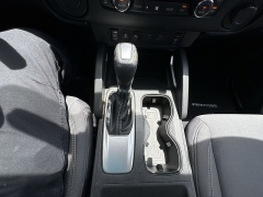 Used 2024  Nissan Frontier Crew Cab 4x2 SV at IK Auto Group near Hilo&comma; HI