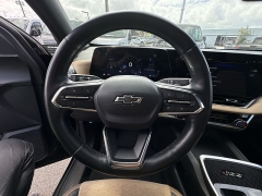 Used 2025  Chevrolet Equinox FWD 4dr ACTIV w&sol;XDB at Kama'aina Nissan near Hilo&comma; HI