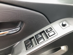 Used 2024  Nissan Frontier Crew Cab 4x4 SV at IK Auto Group near Hilo&comma; HI