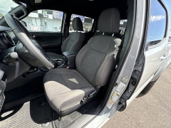 Used 2018  Toyota Tacoma 2WD Double Cab SR5 V6 at Kona Nissan near Kailua Kona&comma; HI