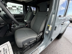 New 2025  Jeep Gladiator Sport S 4x4 at IK Auto Group near Hilo&comma; HI