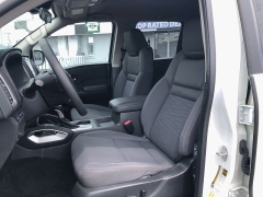 Used 2024  Nissan Frontier Crew Cab 4x4 SV at IK Auto Group near Hilo&comma; HI