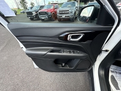 New 2026  Jeep Compass Latitude Altitude 4x4 at IK Auto Group near Hilo&comma; HI