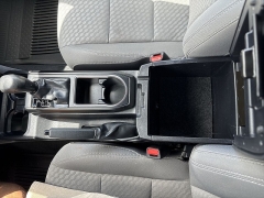 Used 2023  Toyota Tacoma 2WD SR5 Double Cab 5' Bed I4 AT &lpar;Natl&rpar; at IK Auto Group near Hilo&comma; HI