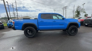 Used 2020  Toyota Tacoma 4WD Double Cab TRD Off-Road Auto at Kona Nissan near Kailua Kona&comma; HI