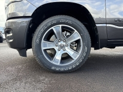 New 2026  Ram 1500 4WD Express Crew Cab 5'7" Box at IK Auto Group near Hilo&comma; HI