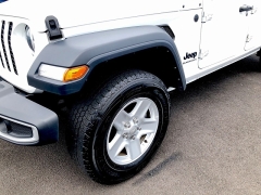 Used 2023 Jeep Gladiator Sport S 4x4 at IK Auto Group near Hilo, HI